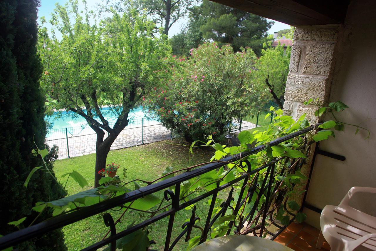 Logis Auberge De La Tour Valros Exterior foto